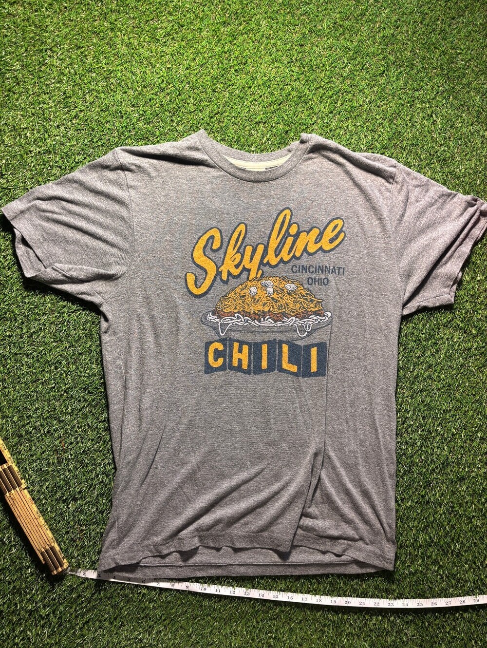 vintage skyline chili t-shirt